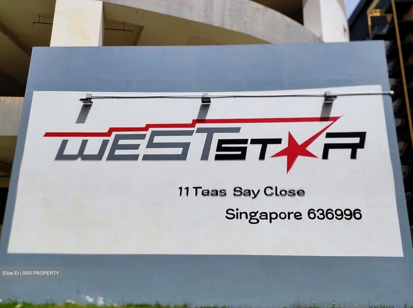 West Star (D22), Factory #586576371